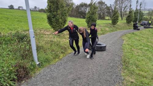 Trekking av dek i bratt bakke!